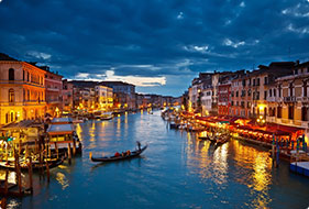 How to Find English-Speaking Local Guides in China: A Traveler’s Essential Guide